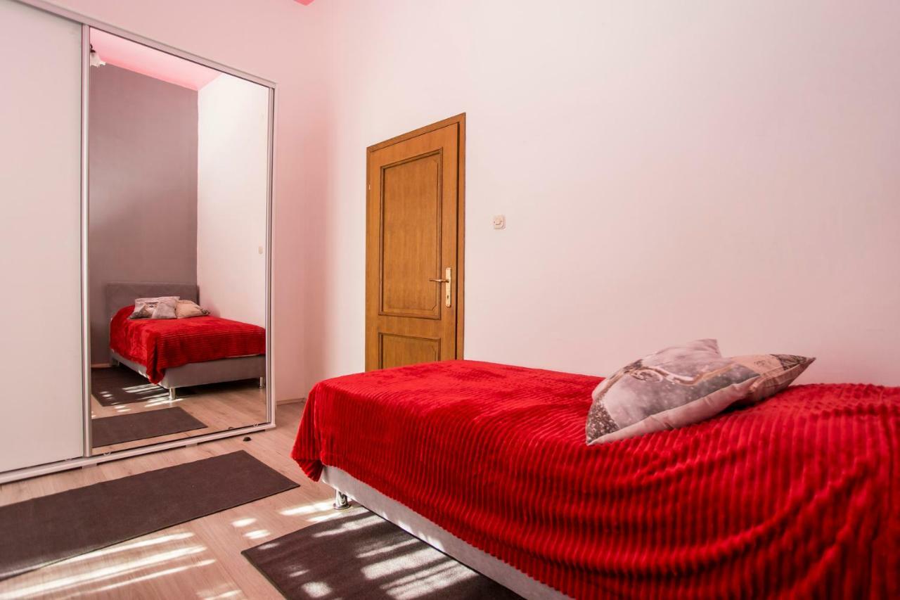 Emanuel Apartman بولا المظهر الخارجي الصورة
